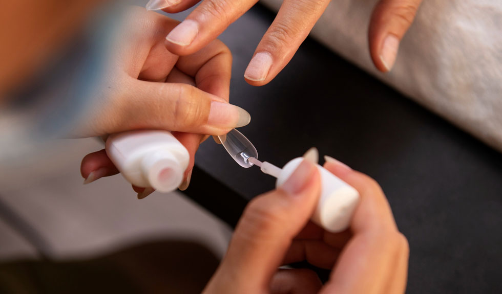 Gel nail extensions course guide