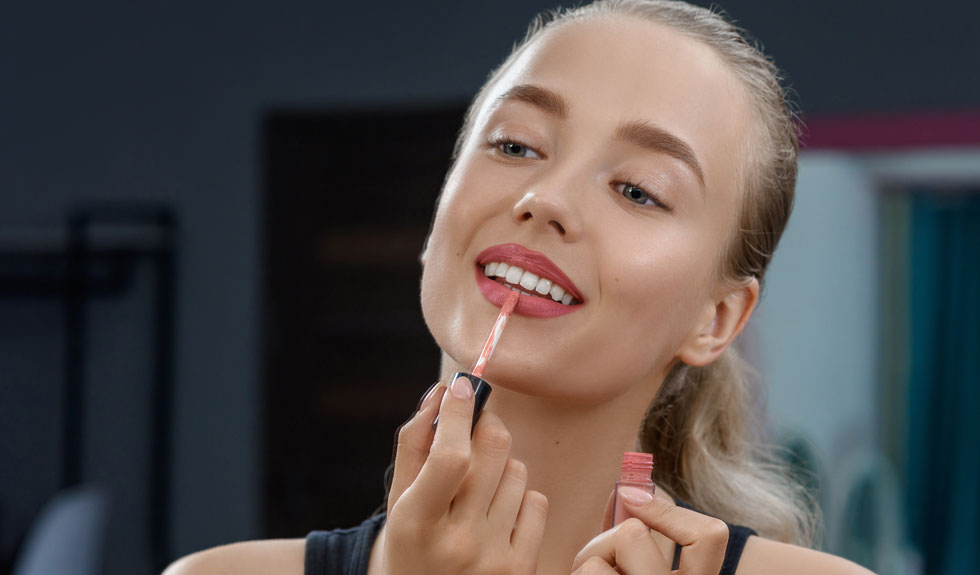 Profitable SPMU lip blush course